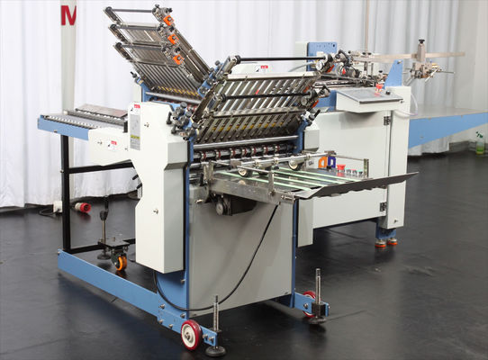 Le PLC a commandé la machine se pliante de papier automatique avec l'interface de contrôle d'écran tactile
