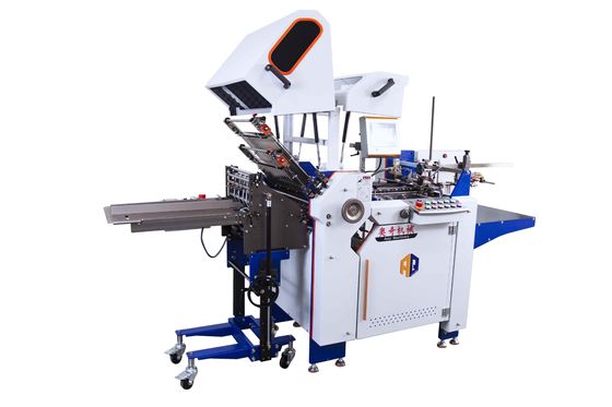 Machine de pliage de papier efficace Largeur 480*750mm Taille Brochures Carte de papier avec empilage